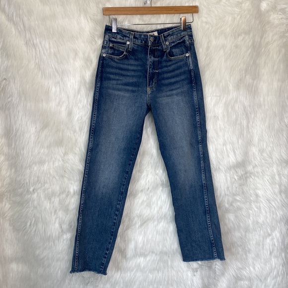 AMO
Chloe Crop Raw Hem Jeans - Picture 5 of 13